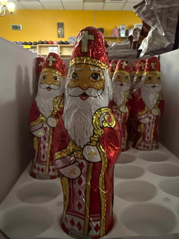 100g Saint Nicholas milk chocolate